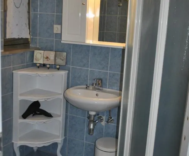 公寓 Pod Kostanji Osp